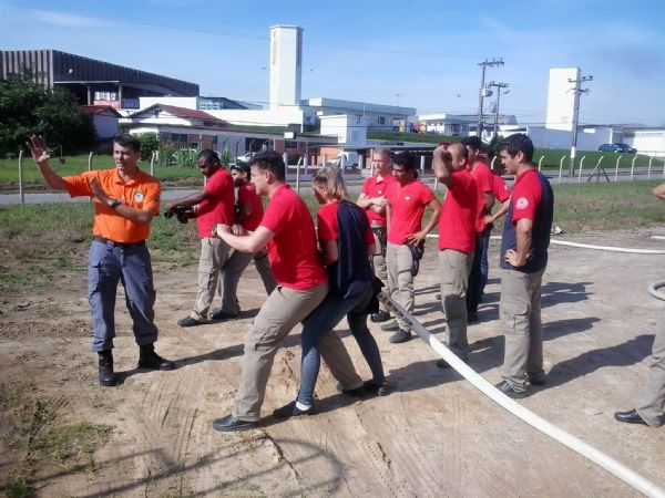 yum0uny4ssja_Instrução-Ataque direto ao fogo.jpg